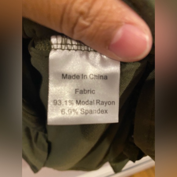 MEDIUM ARMY GREEN Smallshow Maternity Nursing Tank Top - Picture 4 of 4